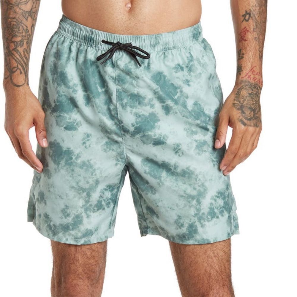 Z by Zella Rip Tide Patterned Swim Trunks Green Lilypad Montara Print Medium